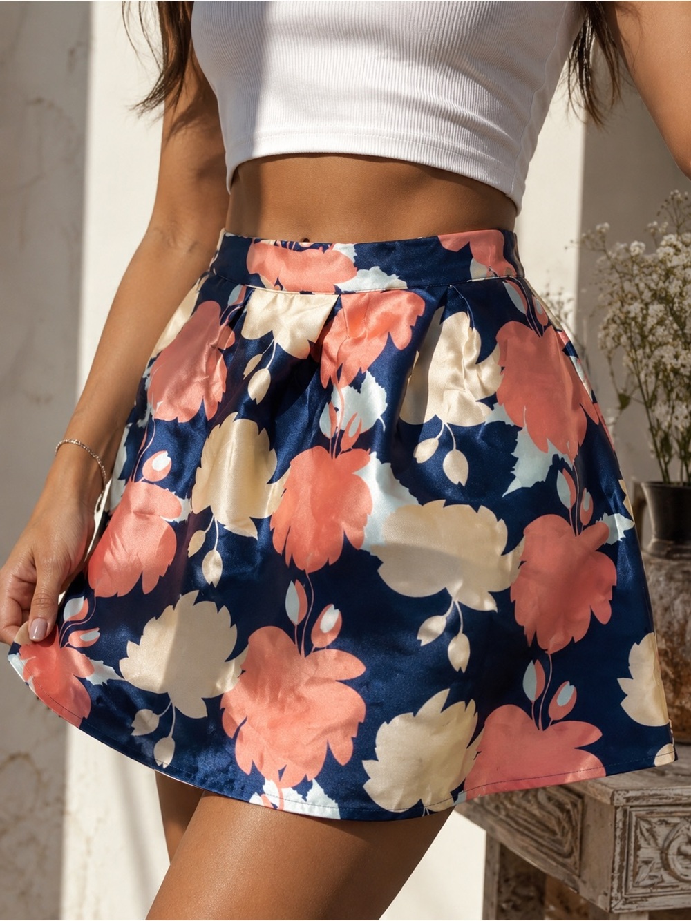 LARLA Fashion Floral Satin Skater Skirt Size Small